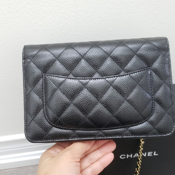 ***SOLD***100% Authentic Chanel Caviar Black GHW WOC - Picture 3 of 13
